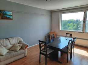 50m2 Cozy Apartment, FREE Parking 20 min to Center, Espoo